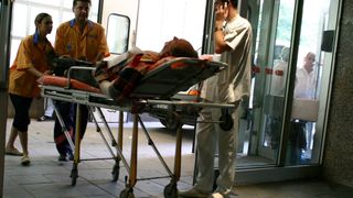 Un barbat din Iasi a ajuns la Urgente dupa o cearta cu concubina! Ce i-a facut femeia!