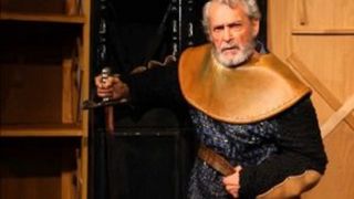 Scena teatrului romanesc este mai saraca de azi! Un actor cunoscut a fost gasit mort in cada, in aceasta dimineata!