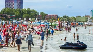 Turistii straini, tot mai atrasi de litoralul romanesc. Iata ce le place la noi!