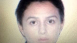 S-a urcat intr-o masina cu doi barbati si nu s-a mai intors! Parintii tinerei sunt disperati!