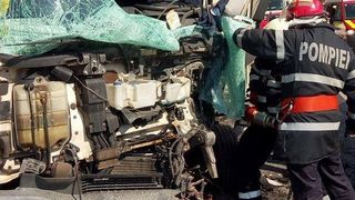 Accident mortal in Ialomita, in aceasta dimineata! Un camion a luat foc dupa ce s-a ciocnit cu o masina