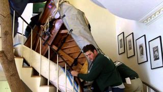 Un barbat din Suceava a uitat 13.000 de euro intr-un dulap. Este incredibil ce a urmat