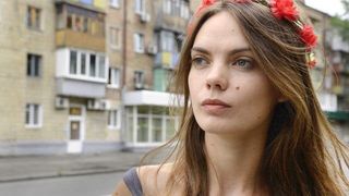 Membra celebra a unei grupari feministe a fost gasita moarta in apartament. Femeia, in varsta de 31 de ani, s-ar fi sinucis