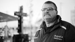 Tatal handbalistului Marian Cozma, injunghiat mortal in 2009, a facut infarct. A aflat ca unul dintre asasinii fiului sau a fost eliberat