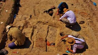 Comoara uriasa gasita pe teritoriul Romaniei! Este cea mai mare descoperire a tuturor timpurilor! Tara noastra s-ar putea imbogati peste noapte