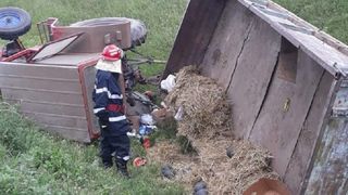 Accident ingrozitor in Calarasi! Un barbat a pierit strivit sub propriul tractor!
