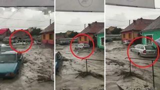 Inundatii de proportii in Brasov, dupa o furtuna violenta. Viitura a mutat din loc masinile oamenilor