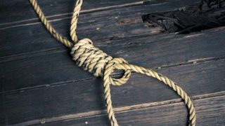 Ce a scris un batran din Lugoj inainte sa se spanzure! Mesajul incredibil transmis rudelor