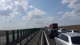 Trafic ingreunat pe Autostrada Soarelui, dupa ce trei masini s-au ciocnit!