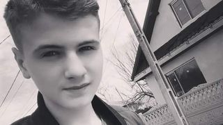 Si-a prevestit sfarsitul baiatul de 16 ani lasat sa moara pe marginea drumului de prietenul lui? Ce a postat Dragos Dragomir pe pagina lui de socializare
