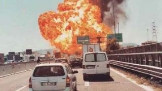 Un roman si-a pierdut viata in explozia din Bologna. Barbatul se afla intr-un TIR, in apropiere de cisterna care a explodat