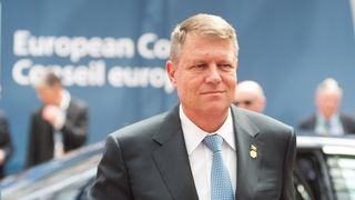 Cum a cheltuit Presedintia peste 8 de milioane de euro, in mandatul lui Klaus Iohannis! Banii s-au dus pe benzina, plante, reparatii la Palatul Cotroceni si bilete de avion!