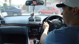 Masinile cu volan pe dreapta nu vor mai putea circula pe strazile din Romania!