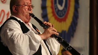 Dumitru Farcas va fi inmormantat joi, in spatele casei parintesti! Cum va fi inhumarea marelui taragotist