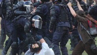 Avertismentul Jandarmeriei pentru romanii care vin vineri la protest: "Nu vom tolera astfel de atitudini!"