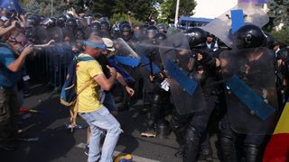 Cotidianul german Die Welt despre protestele de la Bucuresti: "Imagini sumbre dintr-o tara care va prezida peste tarile UE, incepand din ianuarie 2019"