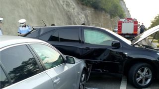 Accident cu noua victime in apropiere de Drobeta Turnu Severin. Patru persoane au ajuns la spital, dintre care doi copii