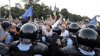 Sute de plangeri impotriva Jandarmeriei! Unei femei i s-a facut rau la audieri si a avut nevoie de ingrijiri medicale