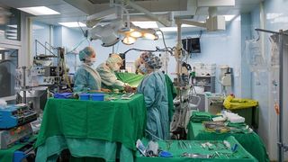 Agentia Nationala de Transplant, rapusa de Mafie! Mai multi oameni influenti au pus bete-n roate medicilor romani!