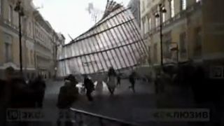 Imagini infricosatoare surprinse in timpul unei furtuni din Rusia!