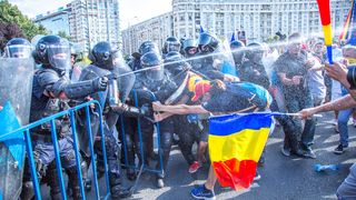 Romanii anunta ca ies in strada pe 25 august pentru a sustine Jandarmeria! Afla totul despre protestul "Respect Jandarmeria Romana" ce va avea loc sambata!