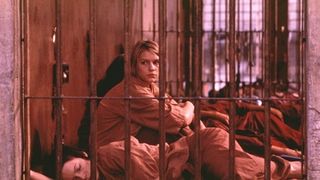 35 de romani, printre care si copii, sechestrati de doua zile de catre autoritati! Motivul pentru care sunt tinuti captivi e ciudat!