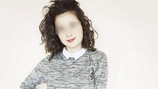 Viorela a murit din cauza teribilismului. Adolescenta s-a urcat pe un stalp de electricitate care i-a adus moartea