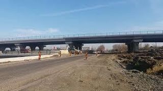 Constructia pasajului Grigorescu din Capitala ar putea bate orice record de durata. De 8 ani se lucreaza la el si inca nu e gata