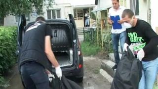Cadavrul unui barbat a fost descoperit in fata casei sale diin Giurgiu. Cauzele mortii nu sunt inca cunoscute
