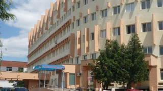 Un barbat de 40 de ani a murit dupa ce s-a aruncat de la fereastra din Spitalul Judetean de Urgente Piatra-Neamt