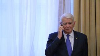 Teodor Melescanu s-a ales cu dosar penal dupa ce si-a numit fiul vitreg consul la Strasbourg