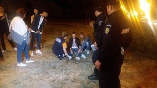 Panica in Constanta! O adolescenta de 14 ani a cazut intr-o gura de canal descoperita