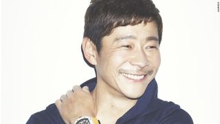 SpaceX a anuntat numele primului turist care va zbura in jurul Lunii, in 2023