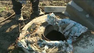 Tragedie in Moldova. O fetita de trei ani a murit intr-o canalizare. "Ca o papusa statea la pamant"