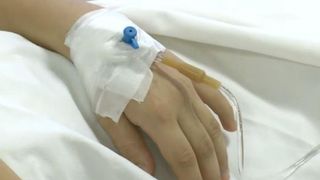 Bolnavii de cancer din sud-estul tarii risca sa moara cu zile! Bietii oameni sunt fortati acum sa isi goleasca buzunarele pentru a trai o zi in plus