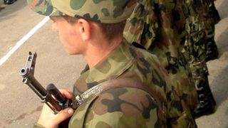 MApN se gandeste la reintroducerea stagiului militar! Romanii din diaspora vor fi si ei afectati