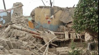 Cutremur cu magnitudinea de 7.5 grade in Indonezia! A fost instituita alerta de tsunami