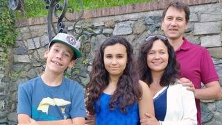 A mancat un sendvis in avion si a murit. Ce i-a provocat moartea