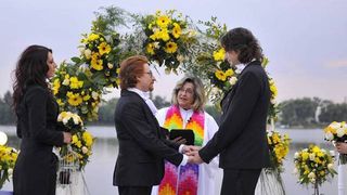 Singurul cuplu gay care a avut nunta in Romania traieste de 5 ani in Spania: "Ne-a fost greu pentru ca eram obisnuiti sa ne ascundem" EXCLUSIV