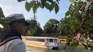 Orasul din Romania in care poti merge la munca cu vaporasul. Te costa 1 leu, dar exista si gratuitati