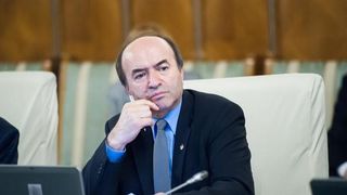 Modificarea legilior justitiei, proiect de ordonanta de urgenta pe masa magistratilor. Ce pregateste Tudorel Toader