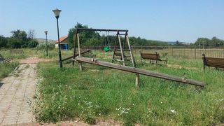 Au investit milioane de lei in parcuri nefunctionale! Asa arata jaful facut de edilii din Romania