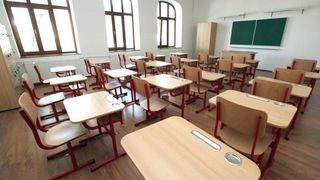 Ziua Mondiala a Educatiei se sarbatoreste prin...lipsa. Scolile din Capitala si-au inchis astazi portile iar elevii nu au facut ore