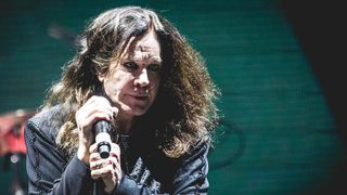 Ozzy Osbourne, operat de urgenţă în urma unei infecţii la mâna dreaptă