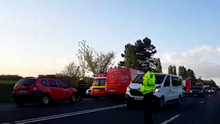 Accident cu opt victime &icirc;n Prahova pe DN1! Două dintre ele sunt &icirc;n stop cardio-respirator