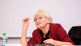 Ce a spus Monica Tatoiu după arestarea Elenei Udrea în Costa Rica! De la ce a plecat războiul dintre cele doua