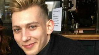 Iubita lui Teodor, baiatul electrocutat pentru un selfie, mesaj impresionant in memoria lui! Un oras intreg il plange pe tanarul de 22 de ani