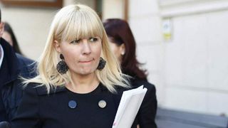Ce spunea Elena Udrea despre conturile avute în străinătate. Blonda a vorbit pe sleau de unde avea bani de posete si haine scumpe
