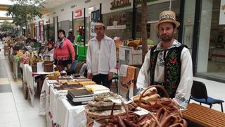 Gustul de-altadata al mancarurilor cu care ne mandrim ar putea transforma Romania intr-o destinatie culinara daca am stii cum sa ne punem fermierii in valoare.