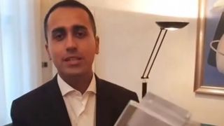 Fără maşini &icirc;nmatriculate &icirc;n Rom&acirc;nia pe străzile din Italia. Veste proastă pentru rom&acirc;nii care locuiesc acolo. Decizia luată de Guvernul de la Roma